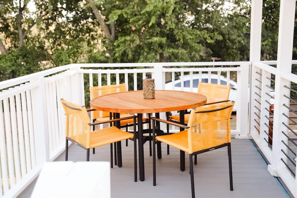 The Little Getaway-Sleeps 4, Firepit, Pet Friendly Villa Pottsboro Exterior photo
